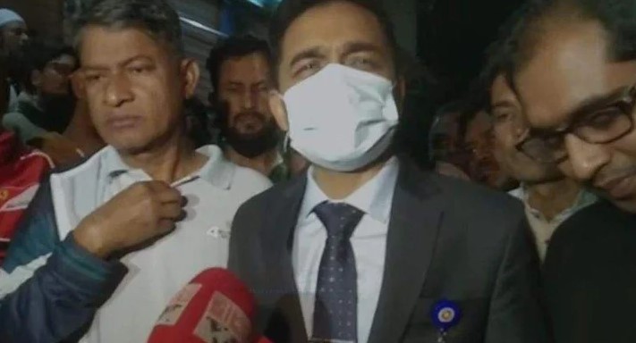 জামায়াত সদস্যের বাড়িতে অভিযান চালিয়ে ১৫২টি ক্রিকেট স্ট্যাম্প উদ্ধার